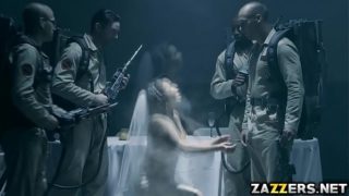 A bride ghost wants a wedding night bukkake